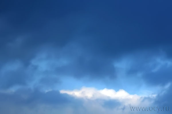 Облако за аэропортом Шереметьево. 16 апреля 2010 года, 17:24 мск.